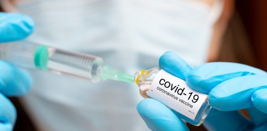 Οι ανεμβολίαστοι που μολύνονται από Όμικρον δεν αναπτύσσουν αντισώματα